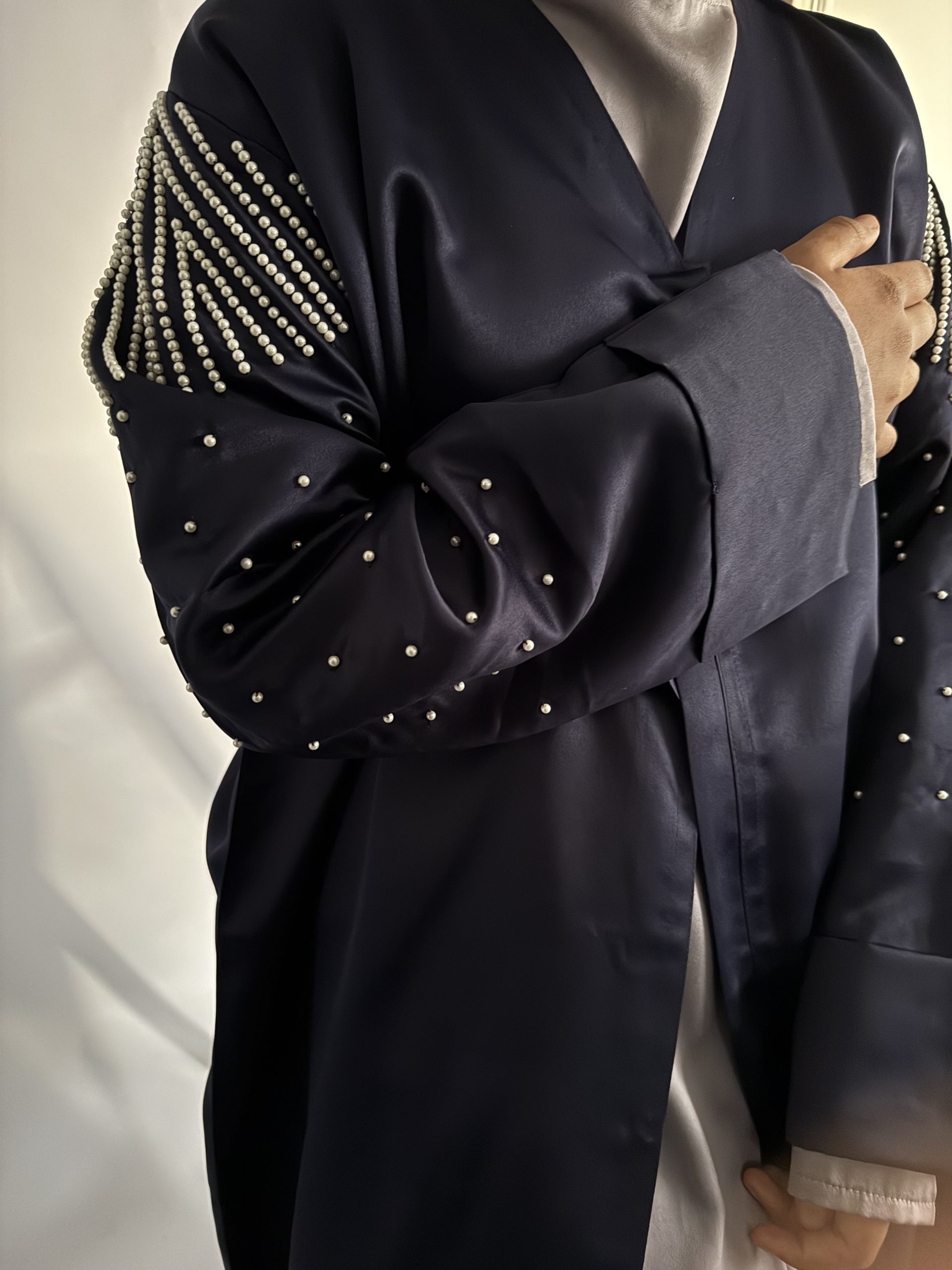 Khaleeji navy pearl